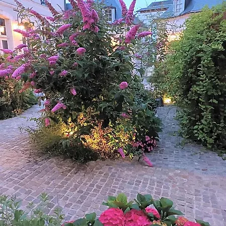 Loysel Le Gaucher Hotel